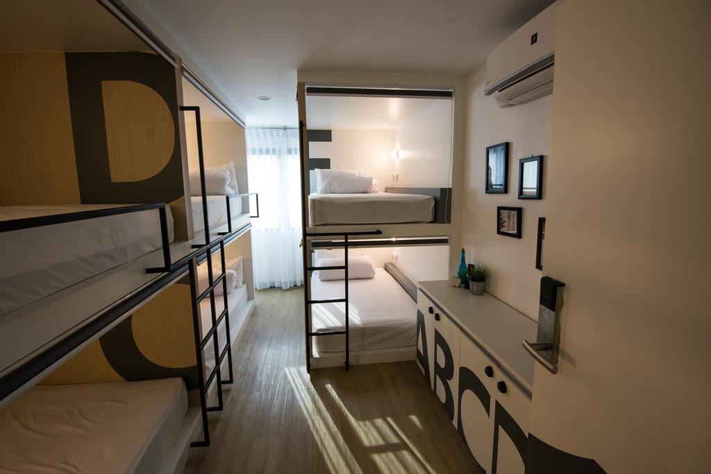 Monkeynap Hostel Bangkok Ngoại thất bức ảnh