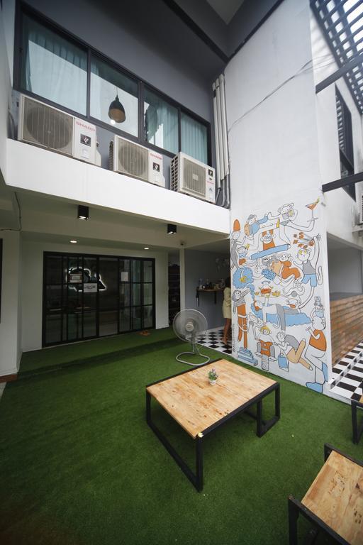 Monkeynap Hostel Bangkok Ngoại thất bức ảnh